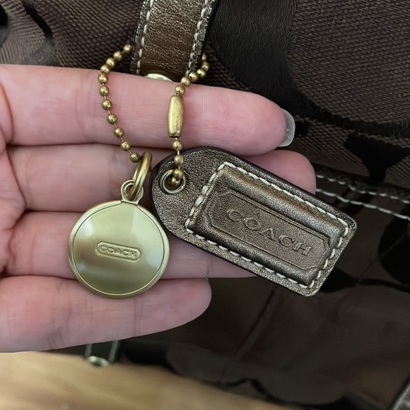 Coach Shoulder Bag - Picture 6 of 10